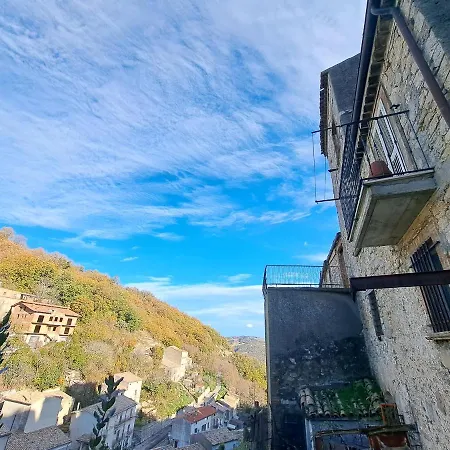 Emily's House * San Buono